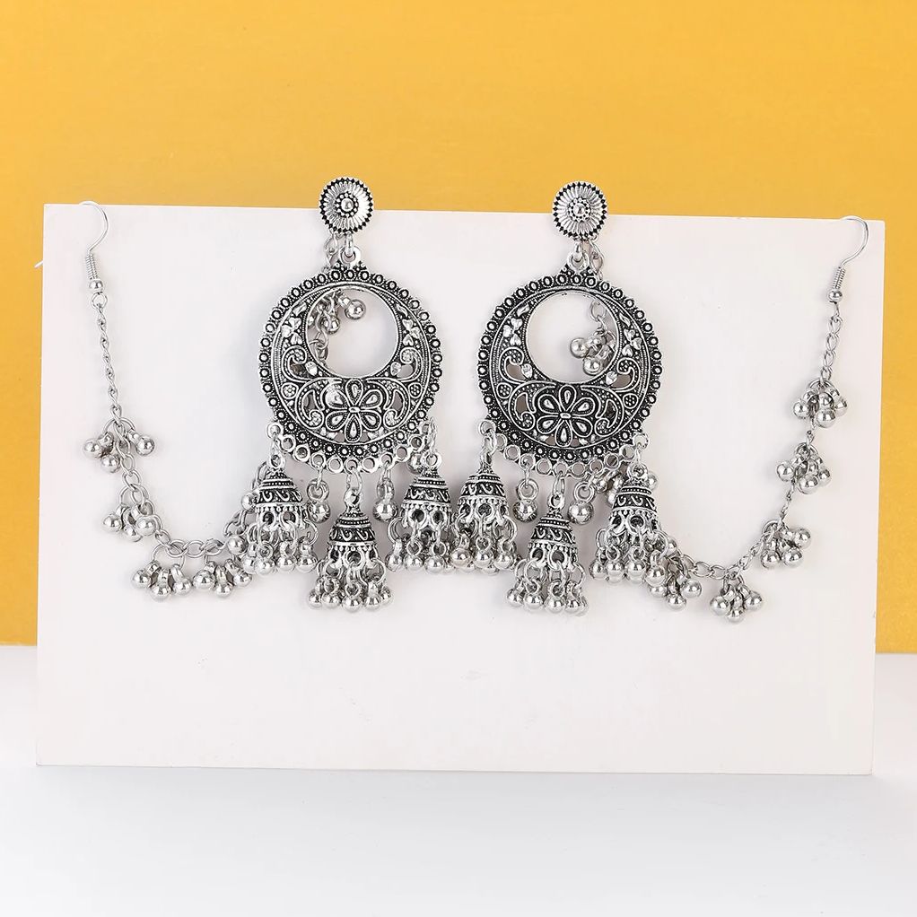 Indian Wedding Supply - Ethnische Blumen-Quasten-Ohrringe im indischen Jhumka-Stil für