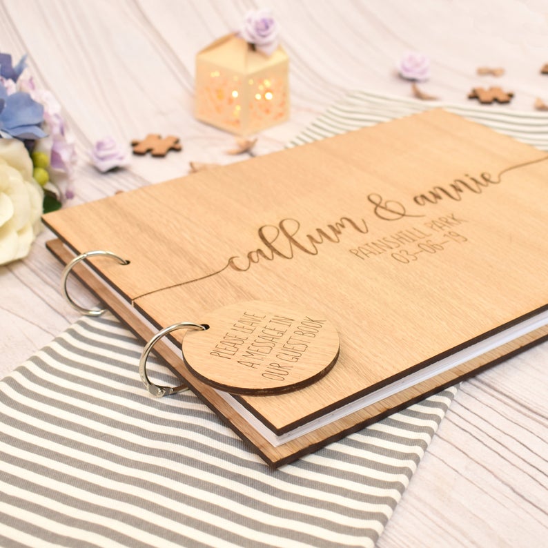 Kunden spezifisches hölzernes  – Personalized Guest Book Bewertung und Preis